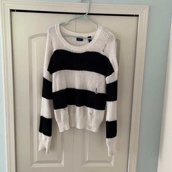 Distressed Sweater - Picture 1 of 1